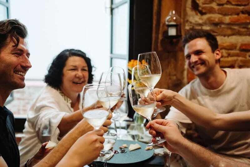 Madrid: Tapas Tour & Authentic Flamenco Experience - Tasting Madrid: The Food Stops