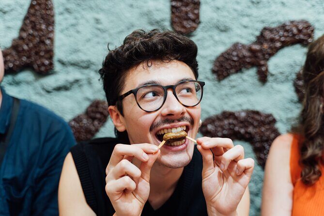 Madrid: Tapas Walking Tour with Food and Drinks - Key Points