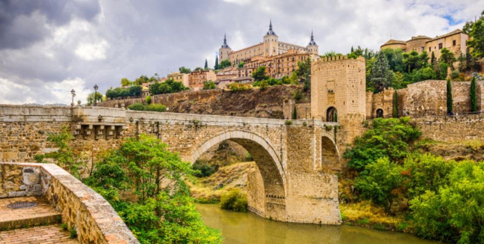 Madrid to Lisbon With up to 2 Stops (Toledo and Merida) - Itinerary Options