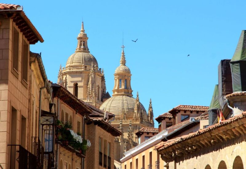 Madrid: Toledo and Segovia Tour With Alcazar and Monuments - Segovia Visit