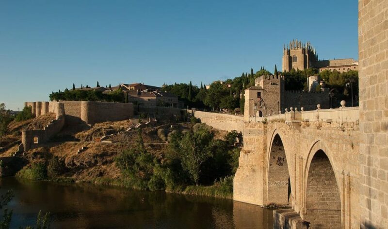 Madrid: Toledo Private Day Trip With a Local - Toledo Experience