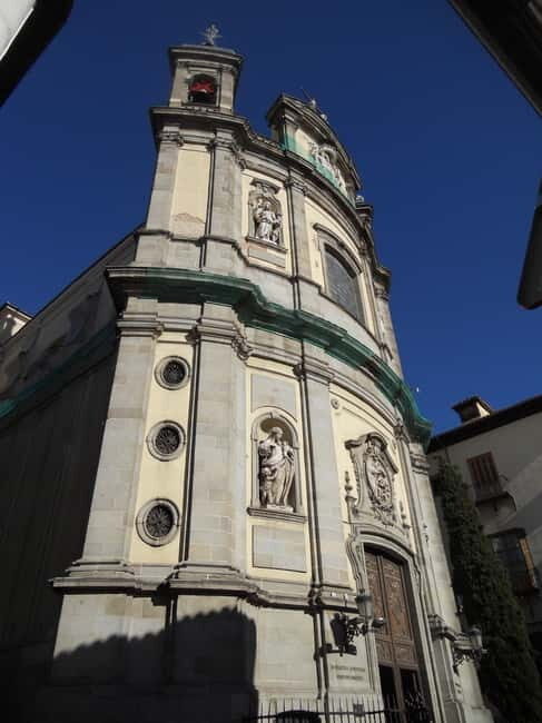 Madrid: Tour of the Historic City Center - Discovering Madrid’s Historic Heart