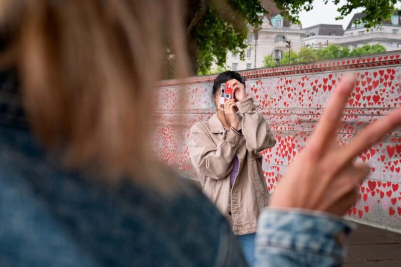 Madrid Uncovered: A City Exploration Adventure - Solving Intriguing Puzzles at Iconic Locations