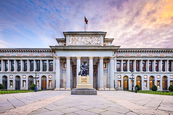 Madrid: VIP PRIVATE Royal Palace and Prado Museum. - FAQs