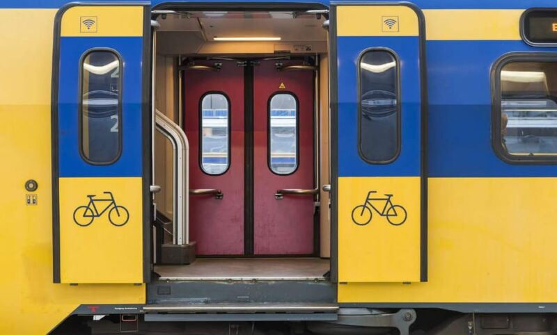 Madurodam: Train + Tram Transferring To/From Amsterdam - Accessibility for All Travelers
