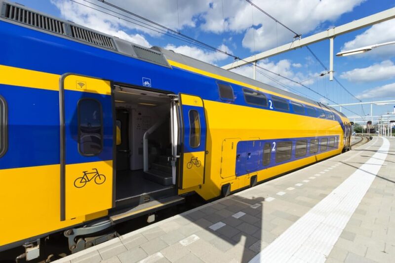 Madurodam: Train + Tram Transferring To/From Rotterdam - Travel Experience Summary