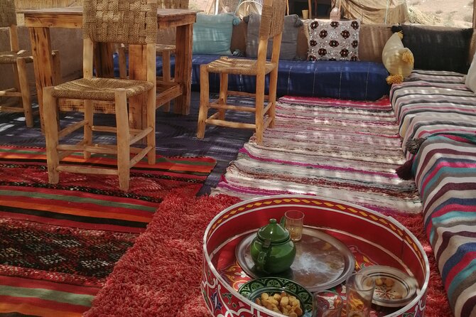 Magical Dinner Show & Camel Ride in Marrakech Rocky Desert - Meeting Logistics