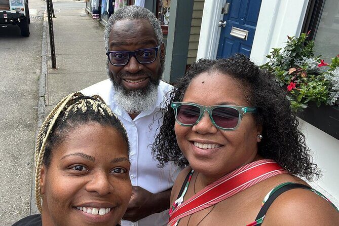 Magical Montreal Scavenger Hunt - Key Points