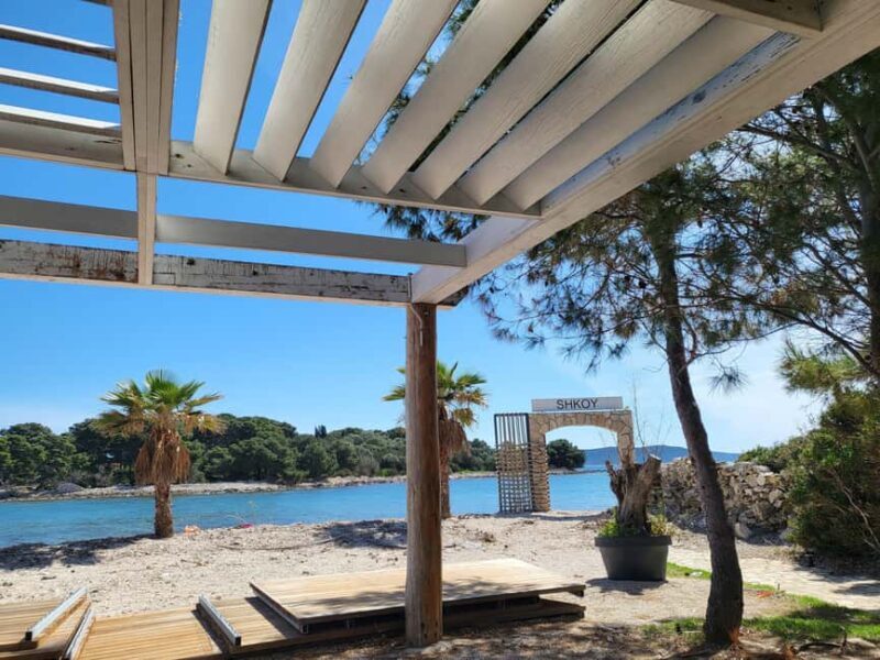 Magnific blue lagoon,speed boat towels included - Key Points