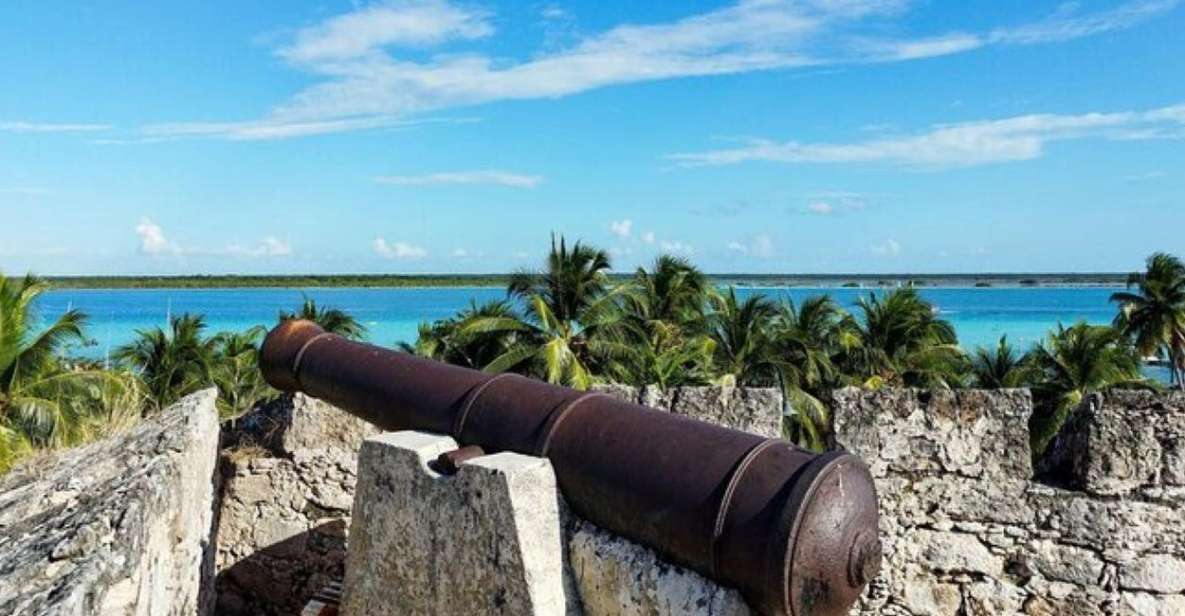 Mahahual: Bacalar Fort Visit and Blue Lagoon Boat Ride Combo - Visit to San Felipe Fort