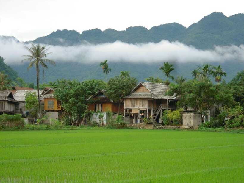 MAI CHAU - HOA BINH FULL DAY GROUP TOUR BY LIMOUSINE - Preparation and Recommendations