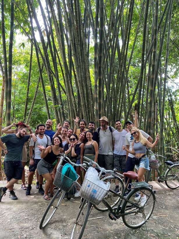 MAI CHAU - HOA BINH FULL DAY GROUP TOUR BY LIMOUSINE - Transportation and Pickup