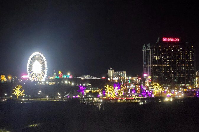 Maid of the Mist Nighttime Fireworks and Lights Tour in Canada - FAQs