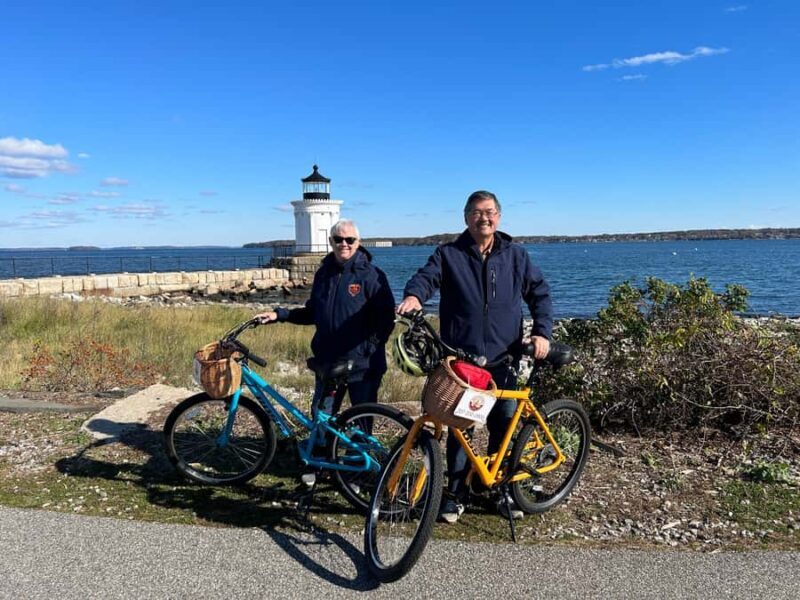 Maine Coastal Lighthouse:Two-hour bicycle tour - An Ideal Introduction to Maine’s Coastline