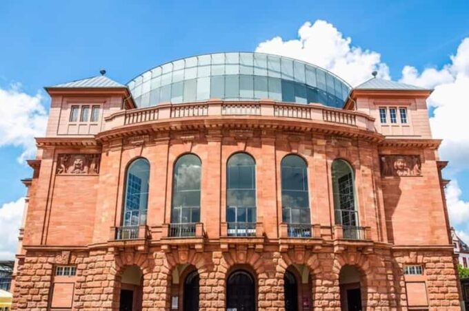 Mainz : Walking Custom Tour With a Local Guide - Historical Landmarks