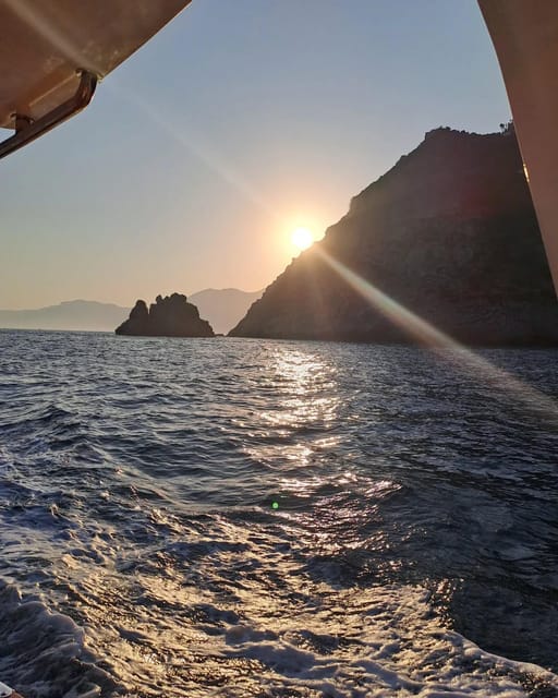 MAIORI: Boat Cruise at Sunset - A Closer Look at the Sunset Cruise Experience