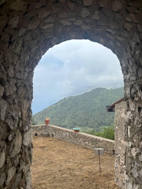 Maiori: Guided Visit to the Thoro Plano Castle and Tastings - Meeting Point and Arrival