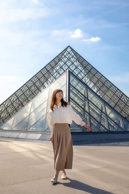 Majestic Louvre Photo Session With a Private Photographer - Getting to the Meeting Point