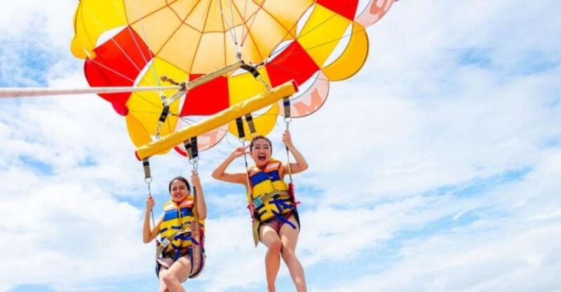 Makadi Bay: Glass Boat and Parasailing With Watersports - Activity Overview