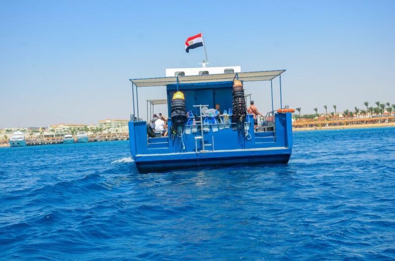 Makadi/Safaga: Private Semi-Submarine - Booking Process