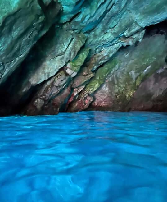 Makarska: 3 island, Cave, Cliffs, Jelsa, Lagoon, Golden Horn - An In-Depth Look at the Tour