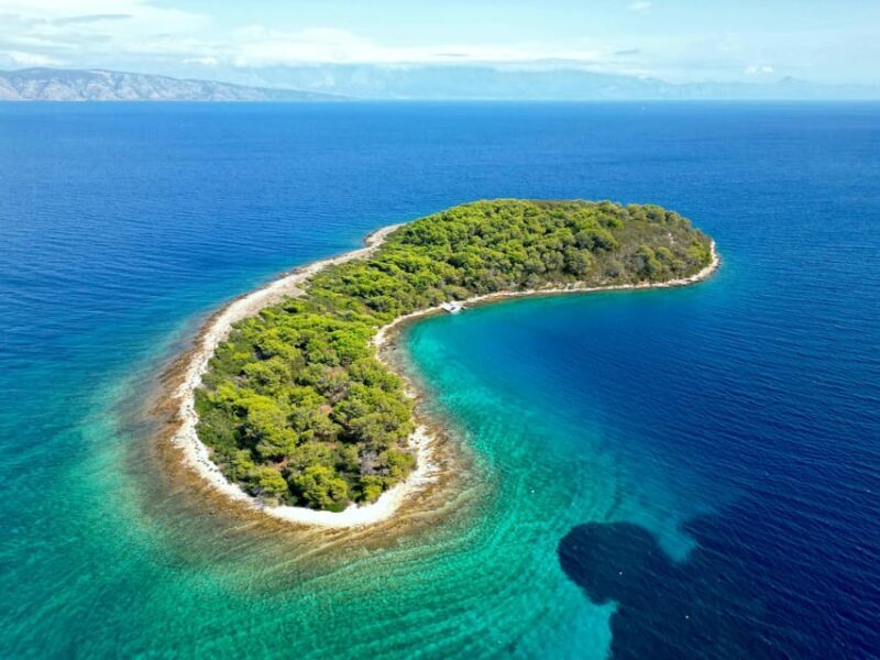 Makarska: 3-Island Speedboat Tour with Cave and Blue Lagoon - Key Points