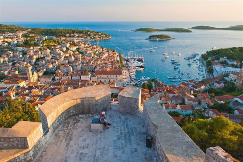 Makarska: 5-Islands Tour, Blue Cave, Vis, Hvar & Bra - FAQ