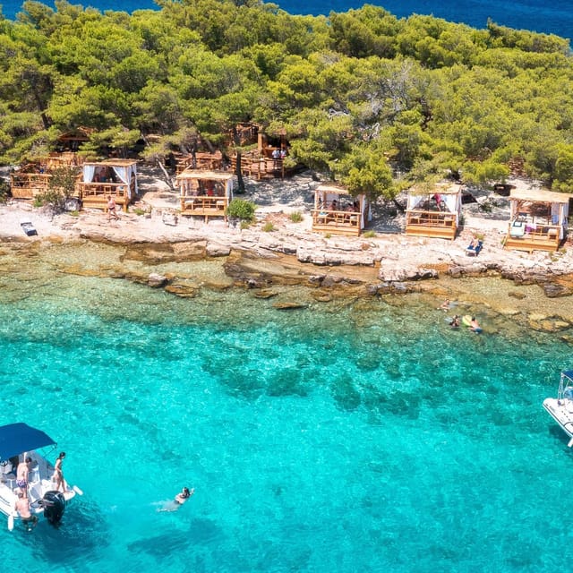 Makarska: Private Boat Tour 3 Islands - Key Points