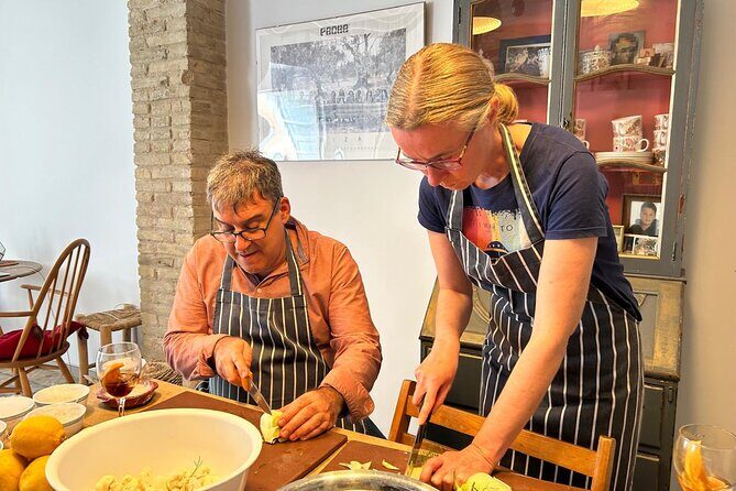 Make Valencian 'Pizza' in Ruzafa - Key Points