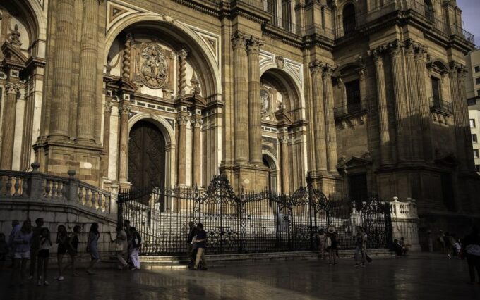Málaga: 2-Hour Historical Center & Cathedral Tour - The Sum Up