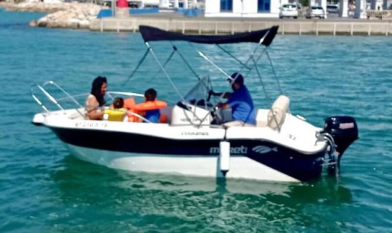 Malaga: 5-Seater Speedboat Boat Rental Without a License - Key Points