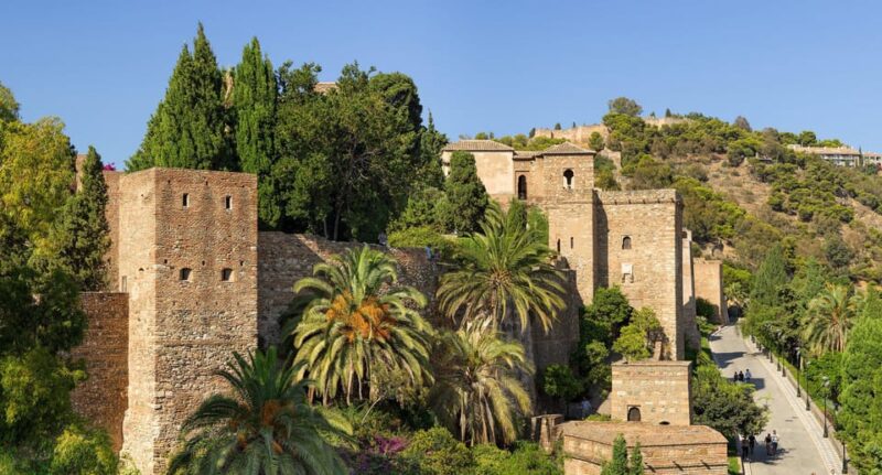 Málaga: Alcazaba and Historical City Center Private Tour - Itinerary Highlights
