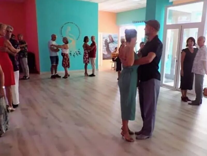 Malaga: ARGENTINE TANGO GROUP CLASSES - SIGN UP! - Discovering Tango in Malaga: An In-Depth Look