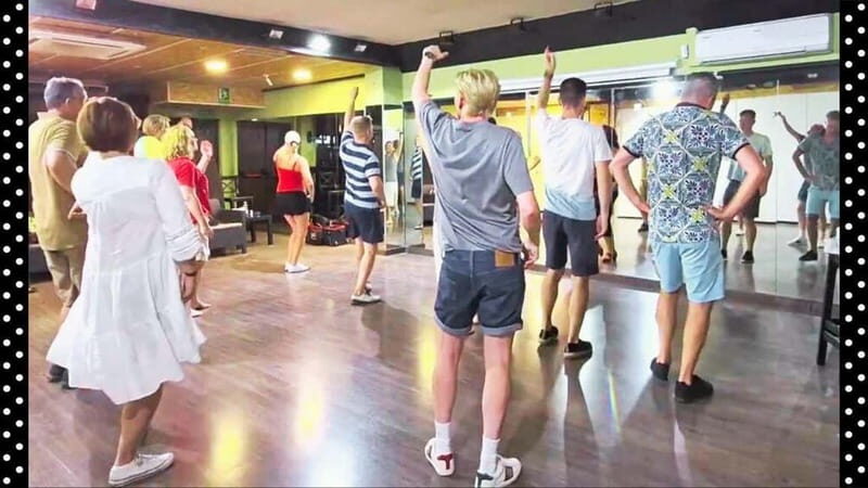 Málaga, Benalmádena, Arroyo de la Miel: Flamenco Dance Class - Authenticity and Cultural Insight