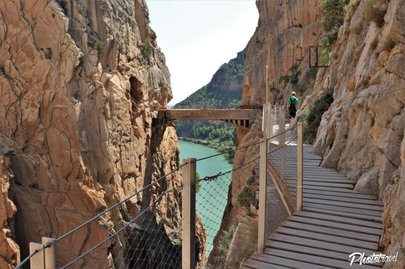 Málaga: Caminito Del Rey and Álora Village Tour With Tapas - Accessibility and Restrictions
