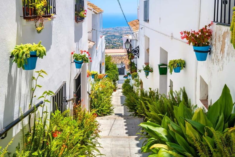 Malaga, Catamaran ride and Mijas Pueblo - Logistics and Practicalities