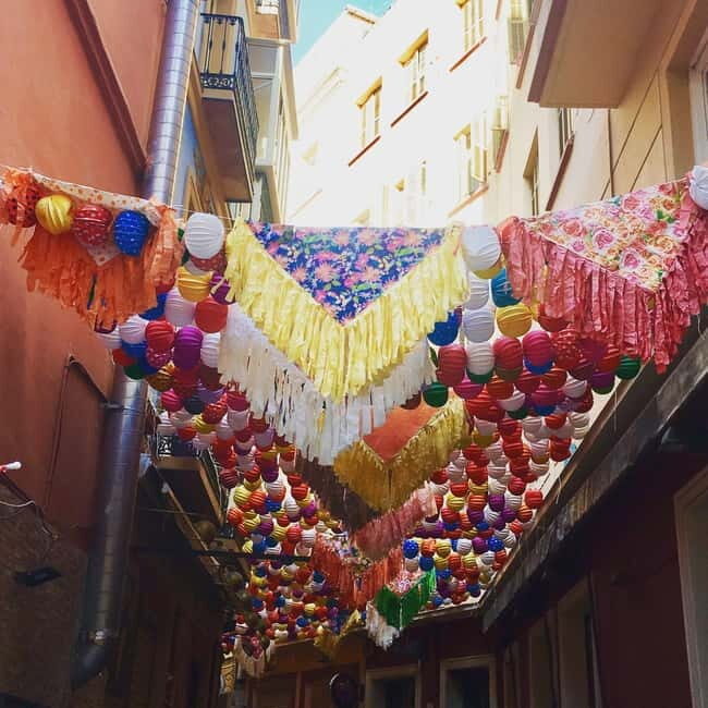 Málaga Center Tapas Tour - An Authentic Málaga Experience in Just 2.5 Hours