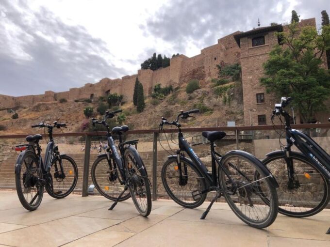 Malaga: Electric Bike Rental - Rental Duration and Cancellation