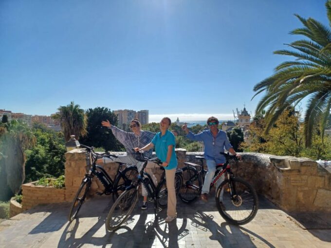 Malaga: Electric Bike Rental - Bike Features and Capabilities