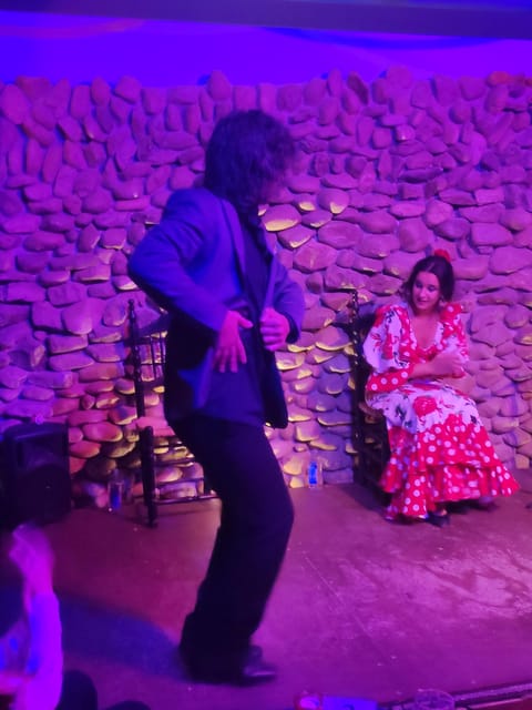 Malaga: Paella and Tapas Tour With the Best Flamenco Show - Key Points