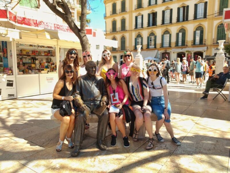 Málaga: Private Sightseeing Treasure Hunt - Exploring Málagas Historic Landmarks