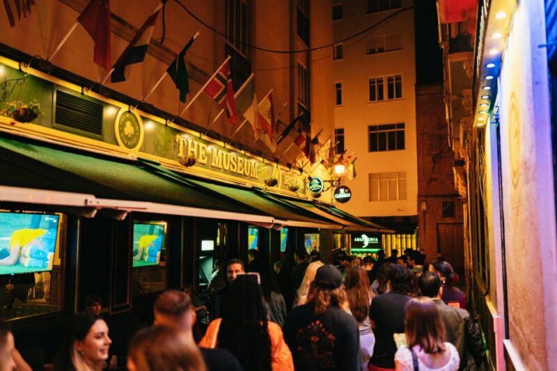 Malaga: Pubs and Clubs Crawl - Itinerary and Experience