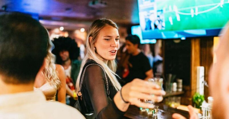 Malaga: Pubs and Clubs Crawl - Highlights and Benefits