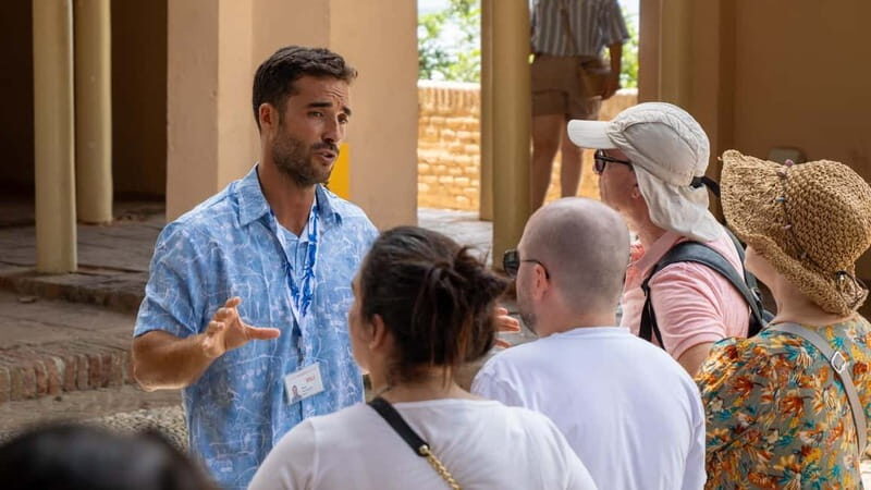 Malaga Walking Tour, Roman Theater and Alcazaba in small group with Tickets - An Engaging Introduction to Malaga