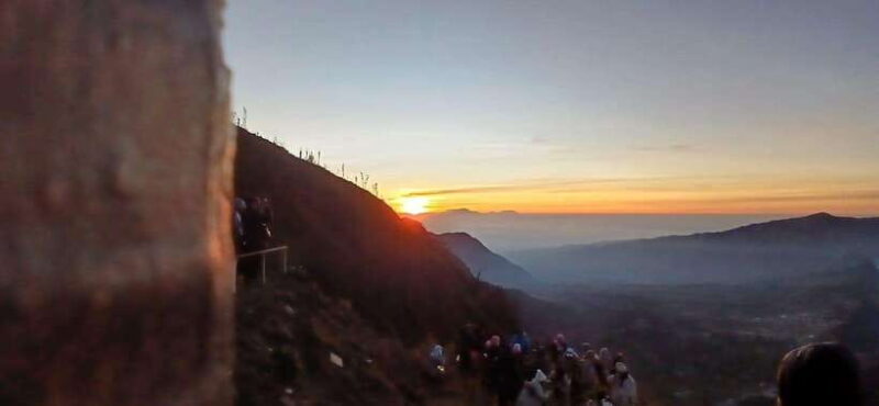 Malang: Mount Bromo Sunrise & Crater Climb Tour - Practical Tips for Your Trip