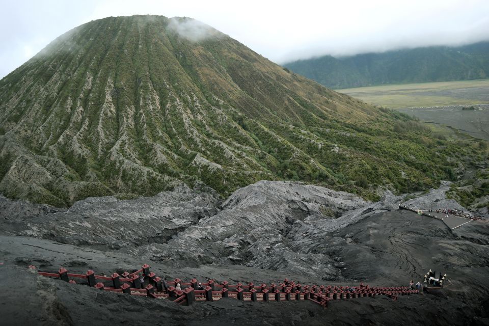 Malang: Tumpak Sewu, Bromo, and Ijen 3-Day Tour - Exploring Bukit Cinta and Widodaren
