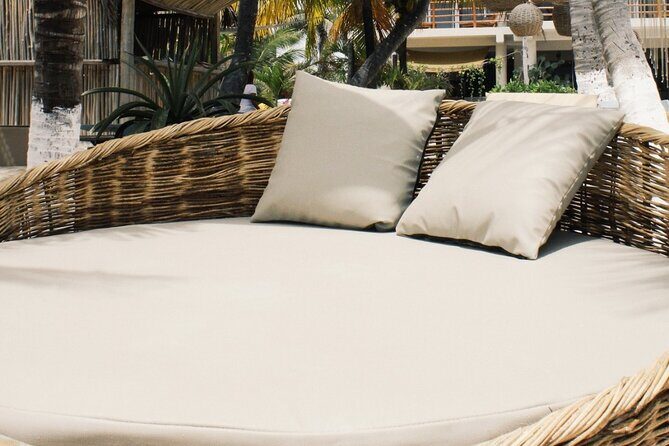 MALECON21 Costa Maya GOLD BEACH BREAK DAY PASS - Key Points