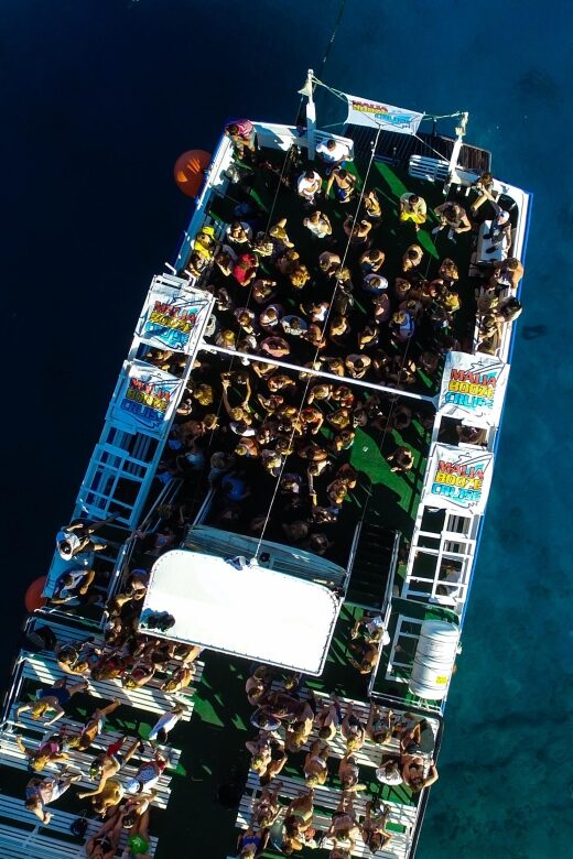 Malia: Booze Cruise Boat Party with Live Dj - FAQ