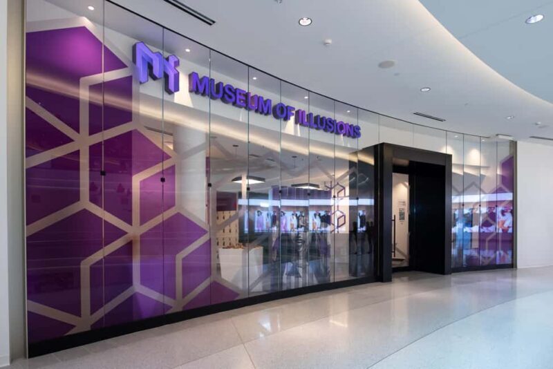 Mall of America: Museum of Illusions Entry Ticket - Key Points