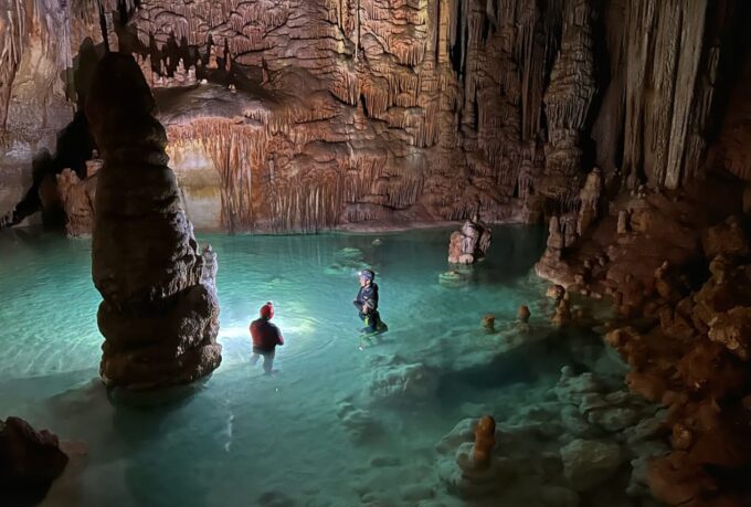 Mallorca: Aquatic Cave Exploration Guided Tour (2 Languages) - Impressive Customer Reviews